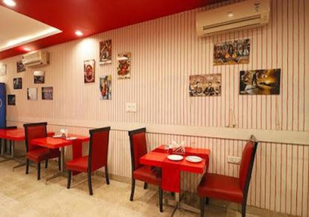 Hotel Loto - Sector 66 Noida Esterno foto